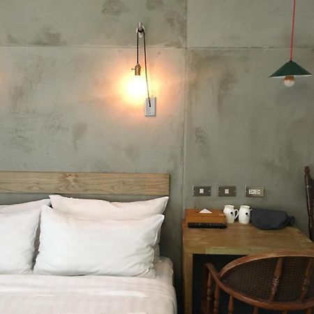 Just Inn 正旅館 北車 Тайпей Екстериор снимка