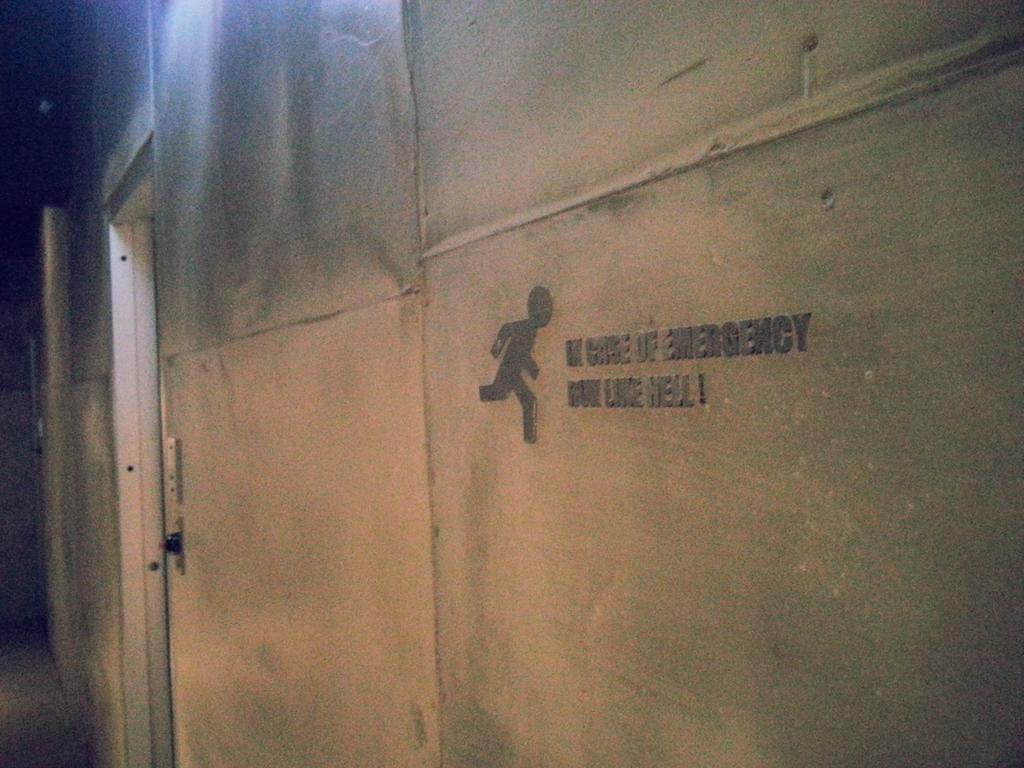 Just Inn 正旅館 北車 Тайпей Екстериор снимка