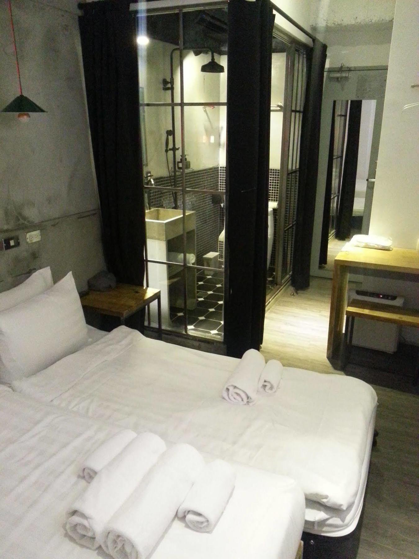 Just Inn 正旅館 北車 Тайпей Екстериор снимка