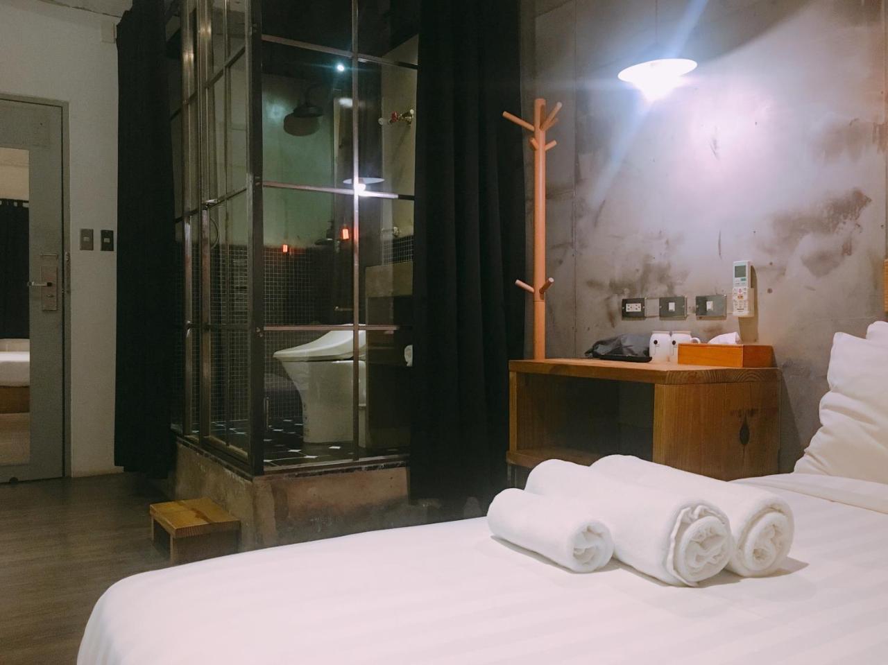 Just Inn 正旅館 北車 Тайпей Екстериор снимка